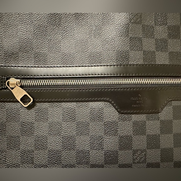 WOW POSHMARK - Authentic GM Louis Vuitton Damier Graphite Mick - Picture 14 of 16